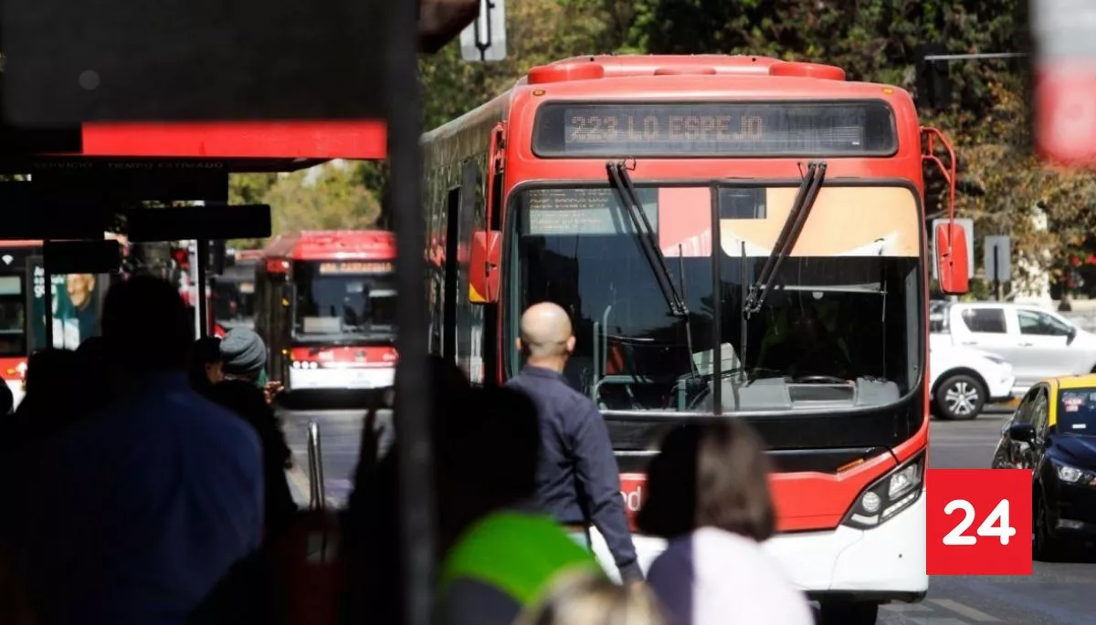 Falla masiva en el pago con Bip!vQR afecta a buses de Red Movilidad