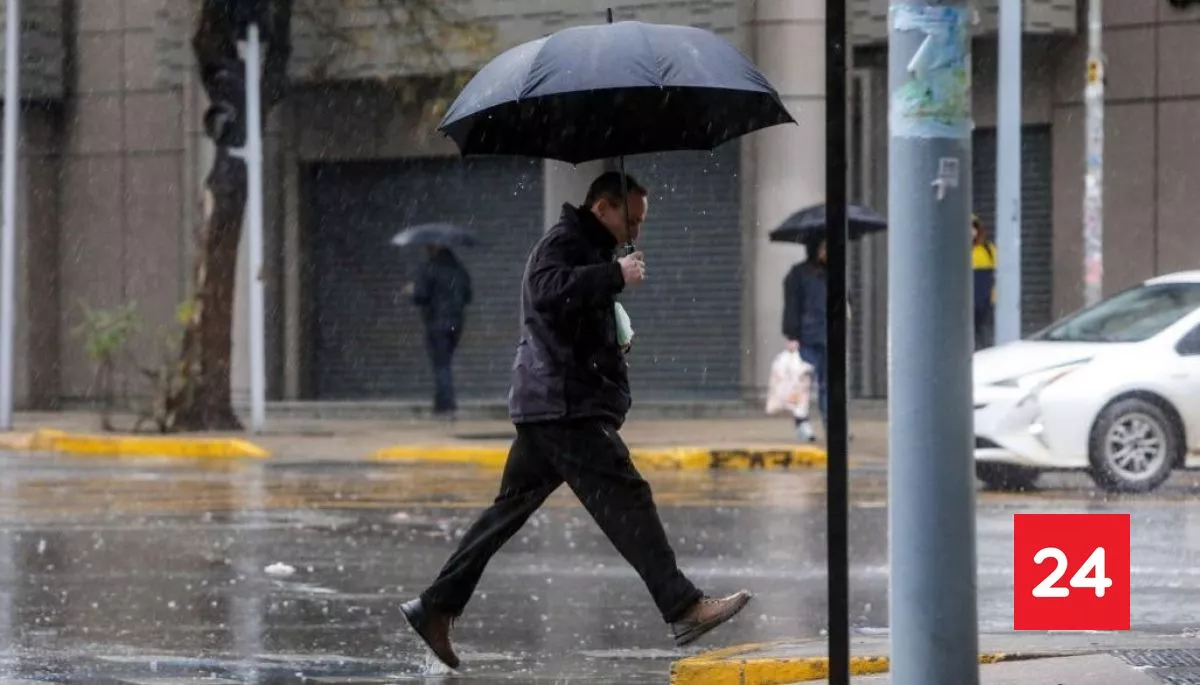 Alerta por intensas lluvias en tres regiones del país: revisa dónde y cuándo