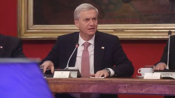 Kast y críticas por nuevo Estado de Excepción: 