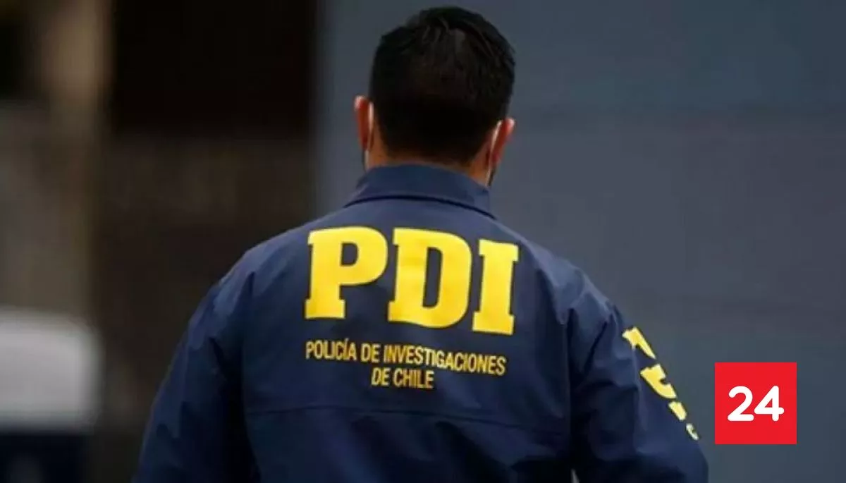 Joven de 19 años es detenida tras amenaza de bomba en la Universidad de Chile
