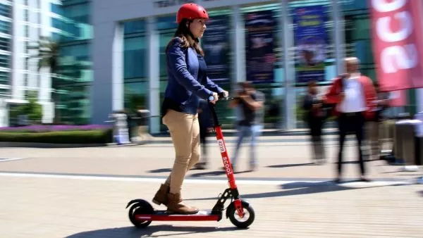 Accidentes laborales por uso scooter aumentan 37% en el primer semestre de 2026