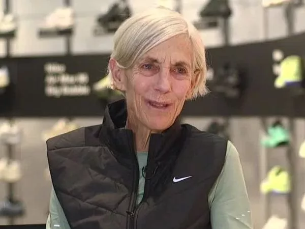 Joan Benoit, la primera campeona olímpica de maratón, correrá en el Medio Maratón de Santiago
