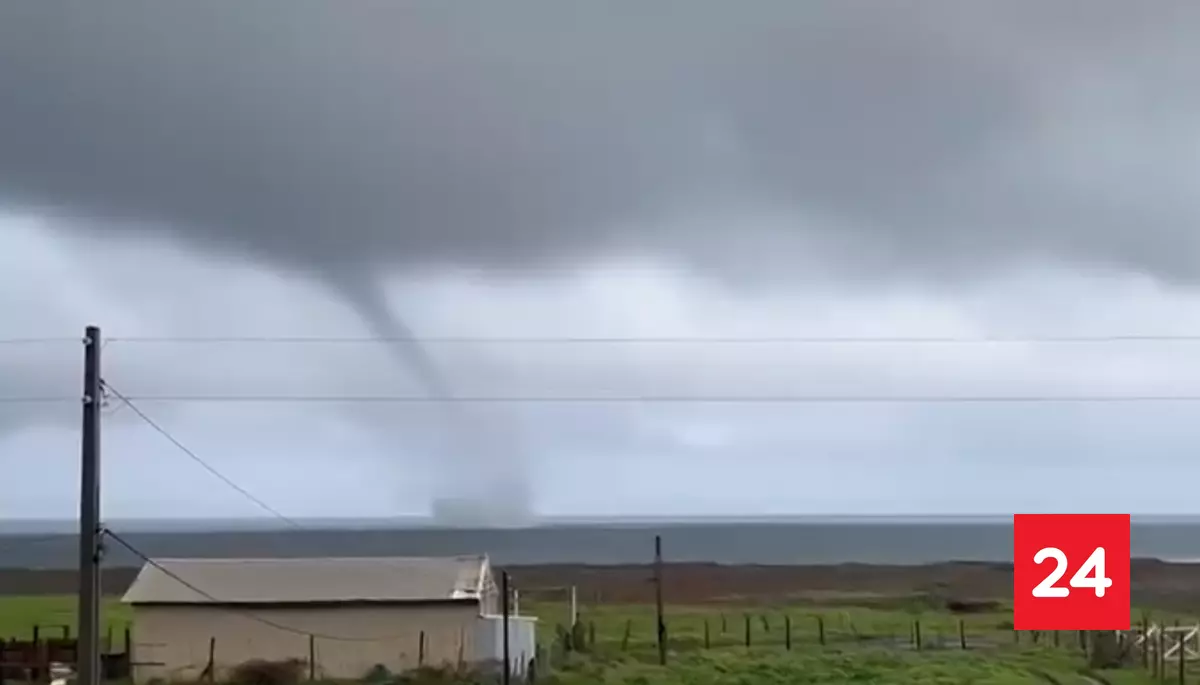 Tornado en Ñuble deja cerca de 30 casas afectadas: Ejército entrega ayuda tras destrucción de viviendas