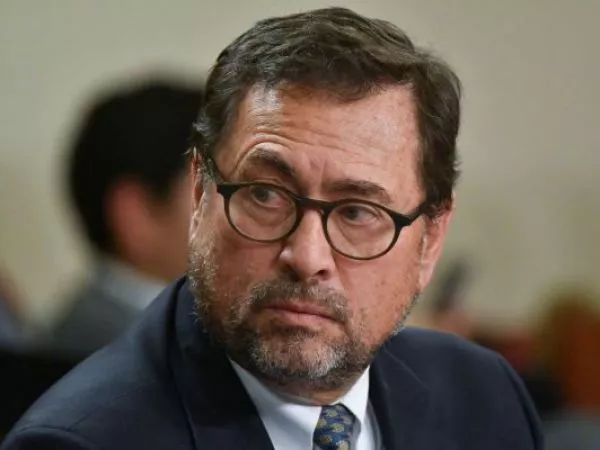 Anuncian interpelación al canciller Pérez Mackenna