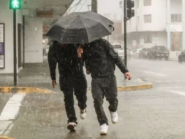 Aviso meteorológico: lluvias y una isoterma cero alta afectarán a seis regiones
