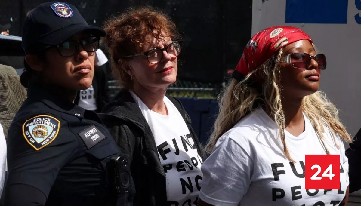 Susan Sarandon y estrella de "Hacks" fueron detenidas en protesta contra Netanyahu en Nueva York