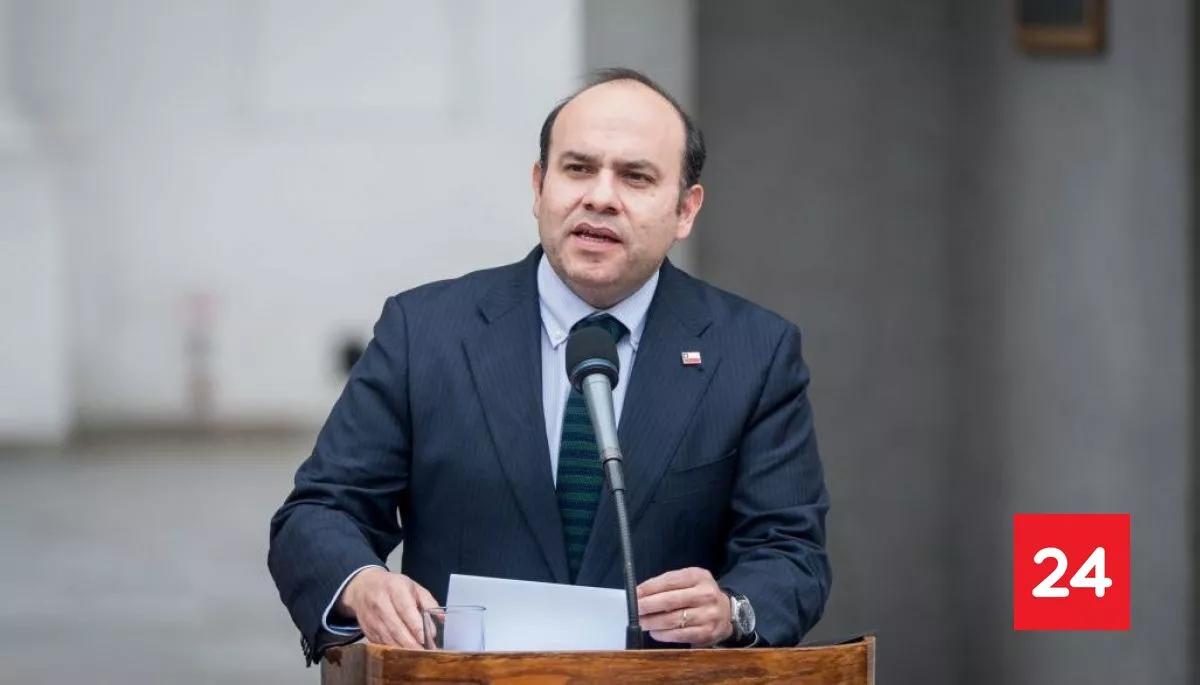 Pavez por declaración de Bachelet y Boric: "No nos parece que usen la política exterior de Chile para poder representar o atacar al Gobierno"