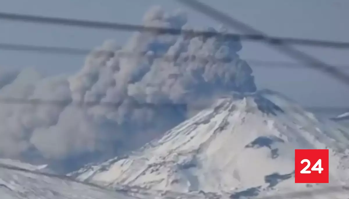 Aumentan perímetro de seguridad en volcán Nevados de Chillán tras incremento de actividad