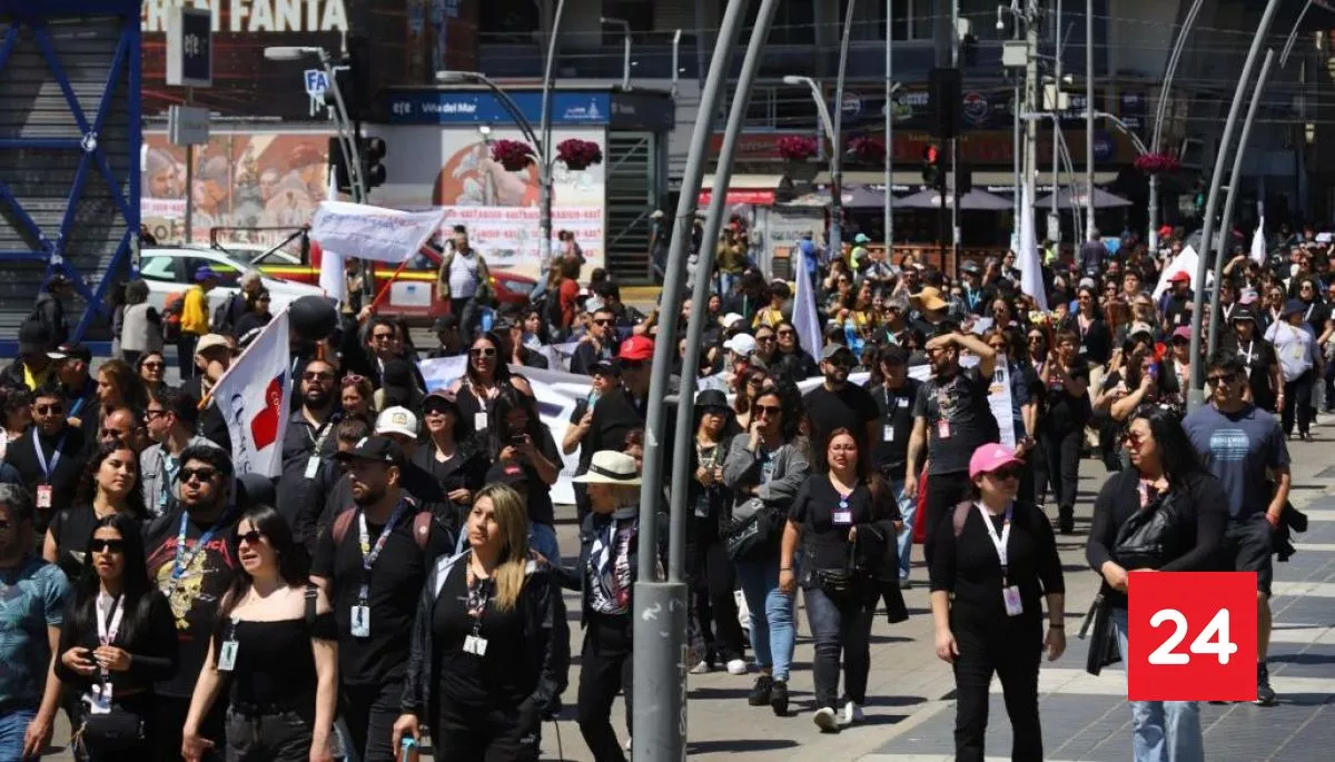 Paro nacional 1 de octubre convocado por Confech: adhirieron CUT, Colegio de Profesores y diversas organizaciones sociales