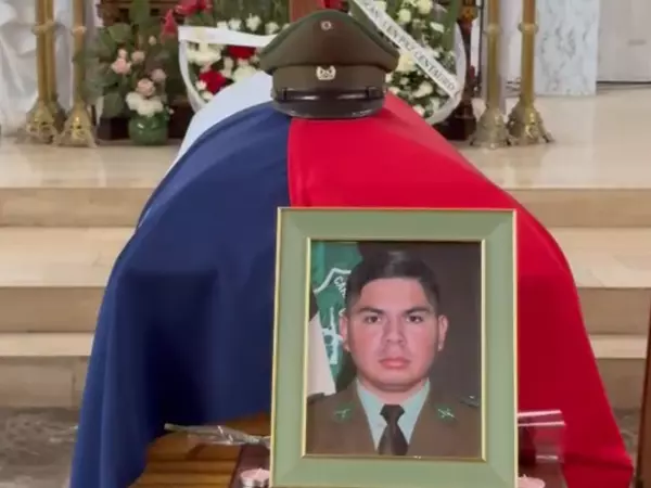 Con presencia del Presidente: despiden a Cristopher Aguilera, último mártir de Carabineros