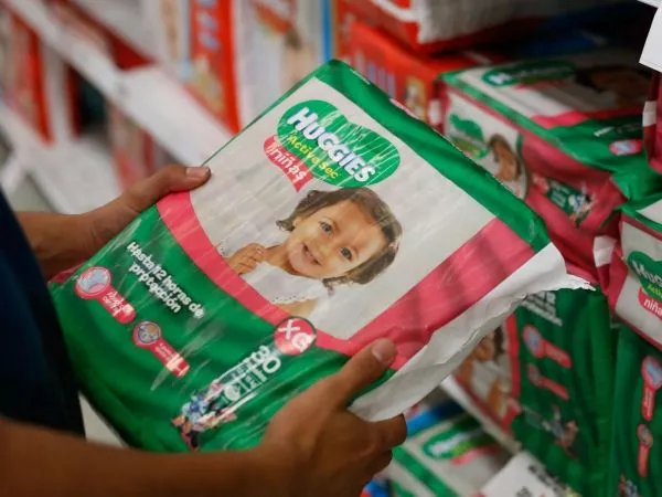 Cámara Baja aprueba proyecto que busca devolución del IVA de pañales y medicamentos