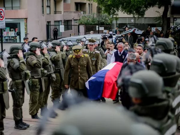Con presencia del Presidente: despiden a Cristopher Aguilera, último mártir de Carabineros