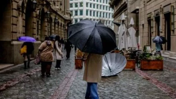 Lluvia en Santiago