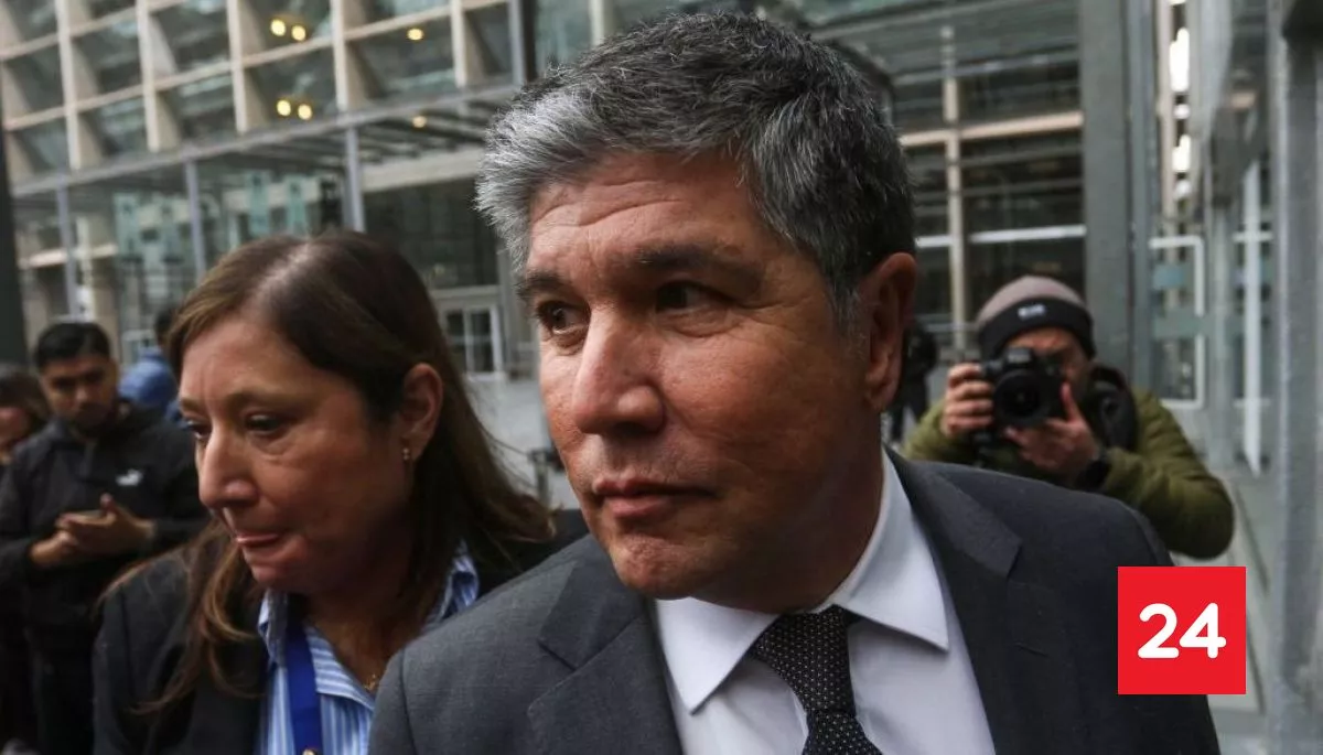 Tribunal posterga juicio contra Manuel Monsalve para 2027 y rebaja sus medidas cautelares