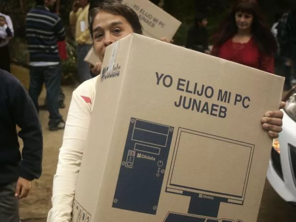 Chillán invertirá 300 millones de pesos para comprar computadores tras el fin de las Becas TIC