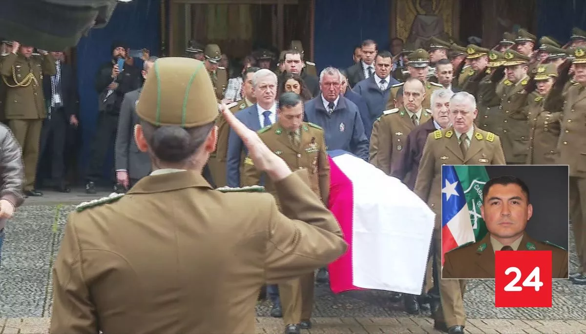 Presidente Kast encabeza emotiva despedida a sargento Jaime Urrea en Los Ángeles