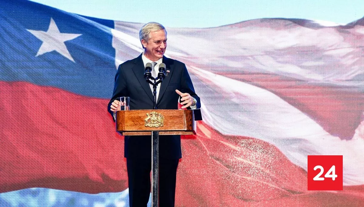Encuesta Criteria: Aprobación del Presidente Kast cae a 27% y desaprobación sube a 64%