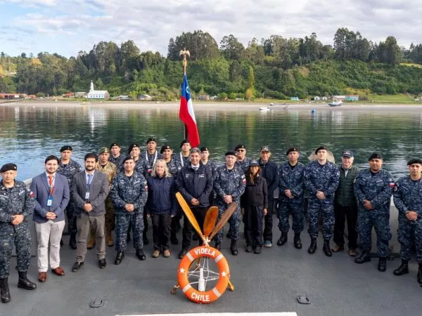 Buque médico de la Armada desplegó operativo de salud en islas apartadas de Chiloé