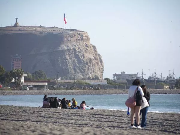 Arica adelanta la apertura de su temporada de playas para potenciar el turismo local