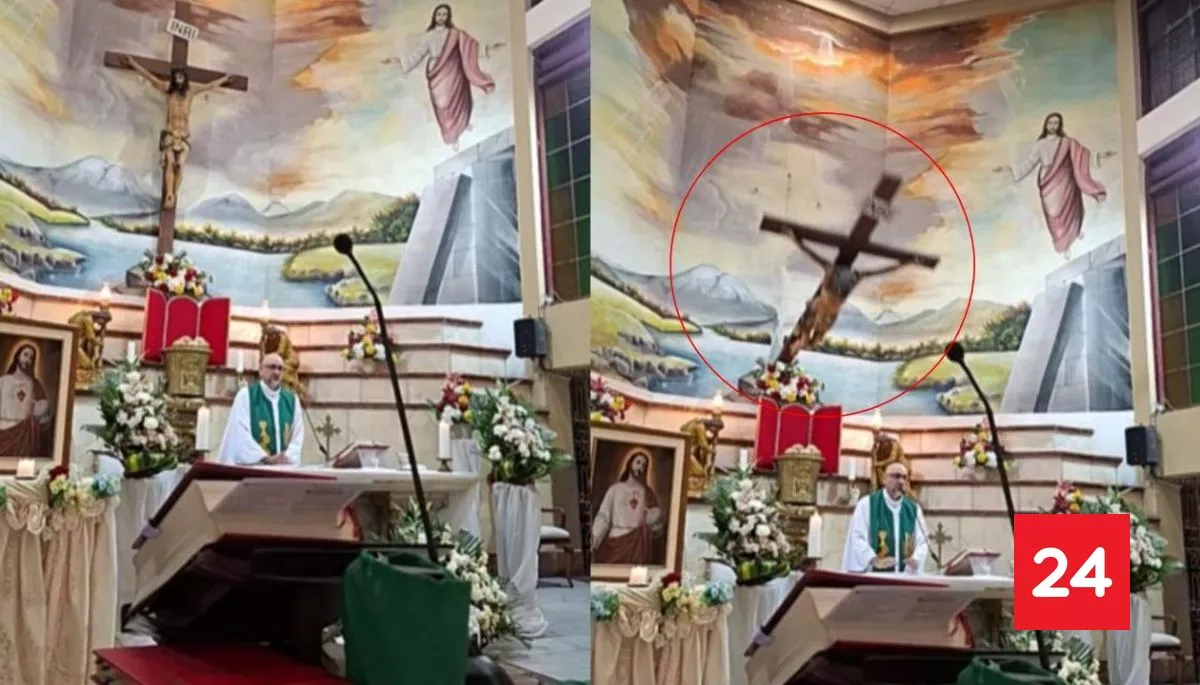 Trágico accidente en vivo: cruz de madera cae sobre sacerdote mientras oficiaba misa en Ecuador