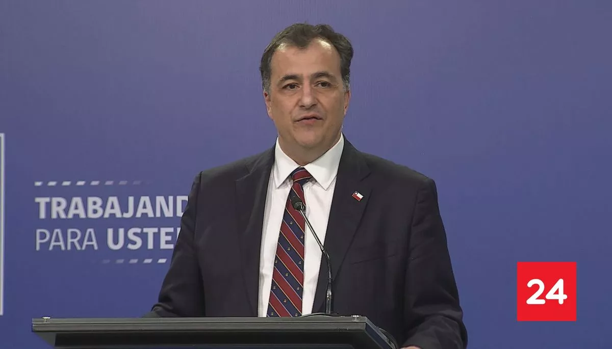 "Dando soluciones más que simplemente críticas": Nuevo vocero de Gobierno lanza dardo a rol opositor de Boric