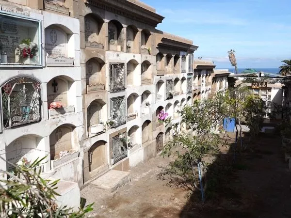 Cementerio Municipal de Antofagasta se prepara para el Día de Todos los Santos
