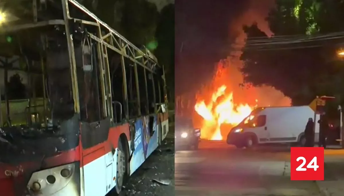 Queman bus del transporte público en medio de manifestación en Conchalí