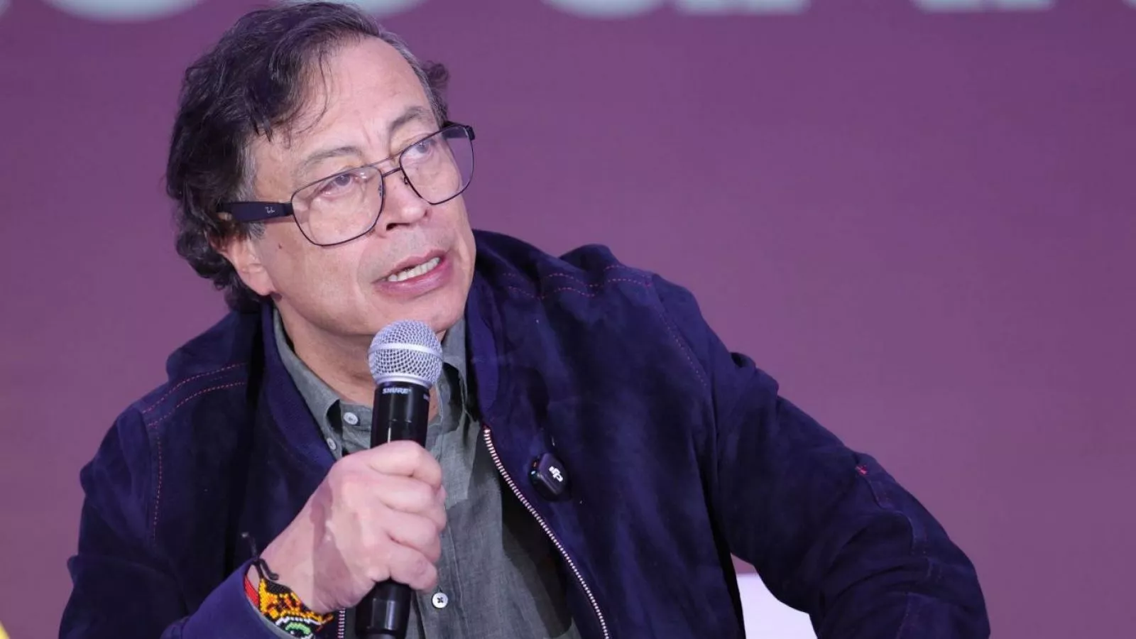 gustavo petro favores sexuales