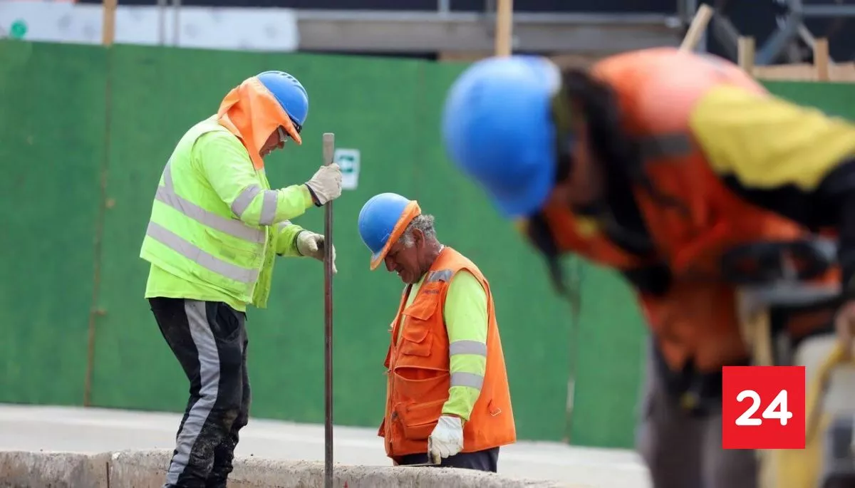 Chile supera el millón de personas sin trabajo: desempleo no da tregua y se acerca al 10%