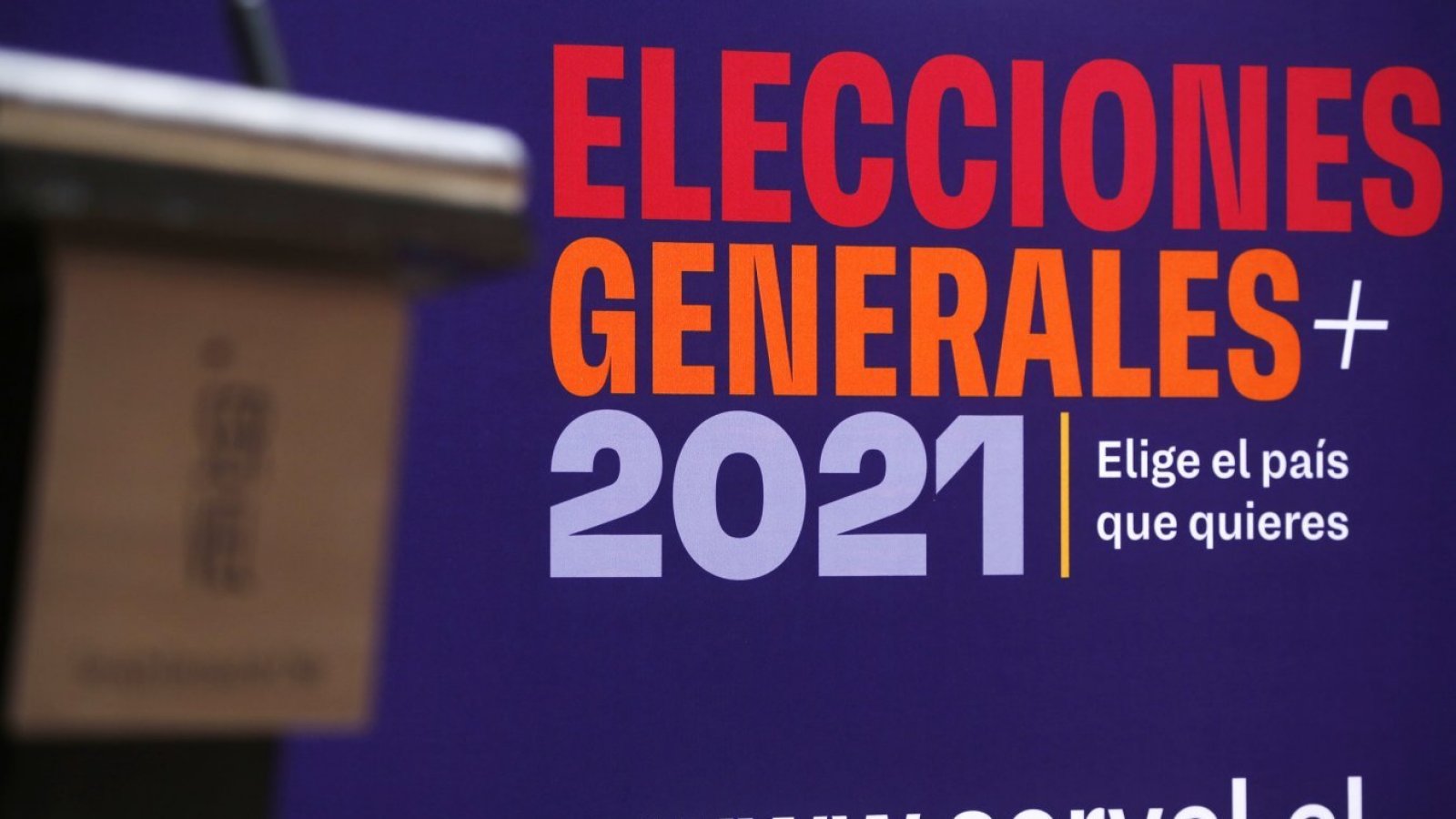Servel anuncia sanciones por divulgación de encuestas a un día de elecciones