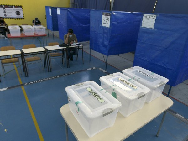 Revisa con tu RUT: más de 3 millones de electores cambiaron local de votación