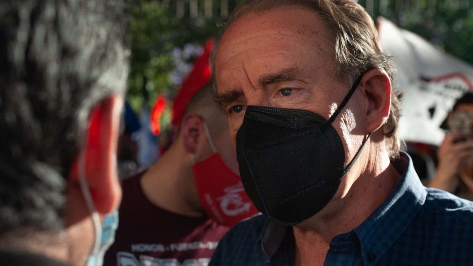 Artés niega saltarse la fila para votar: 