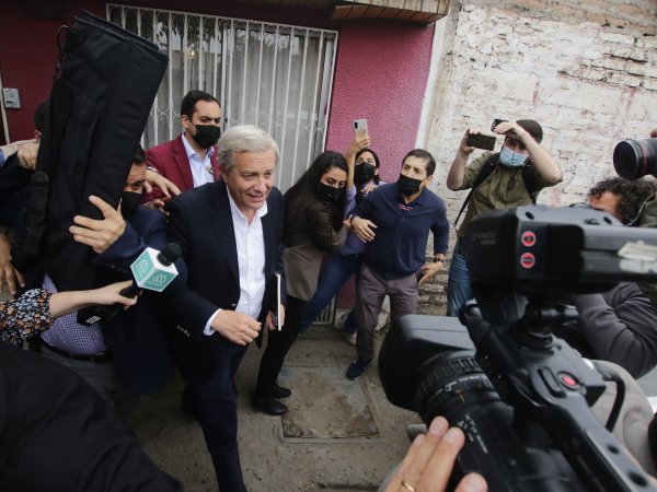 Kast asegura que protesta en su contra fue 