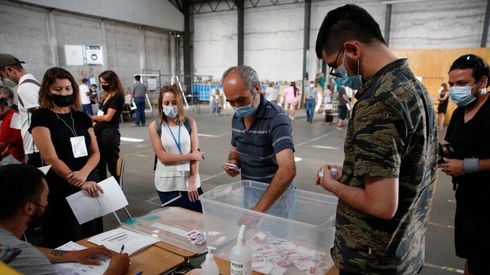 Segunda vuelta: se cierran las mesas y comienza el conteo de votos